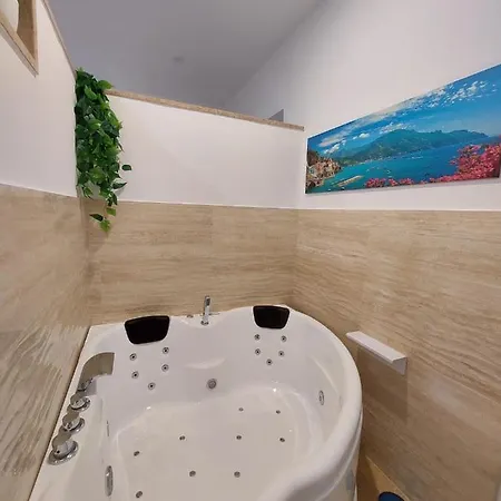 Terrazza In Centro فندق مبيت وإفطار كاستيلاّماري دي ستا